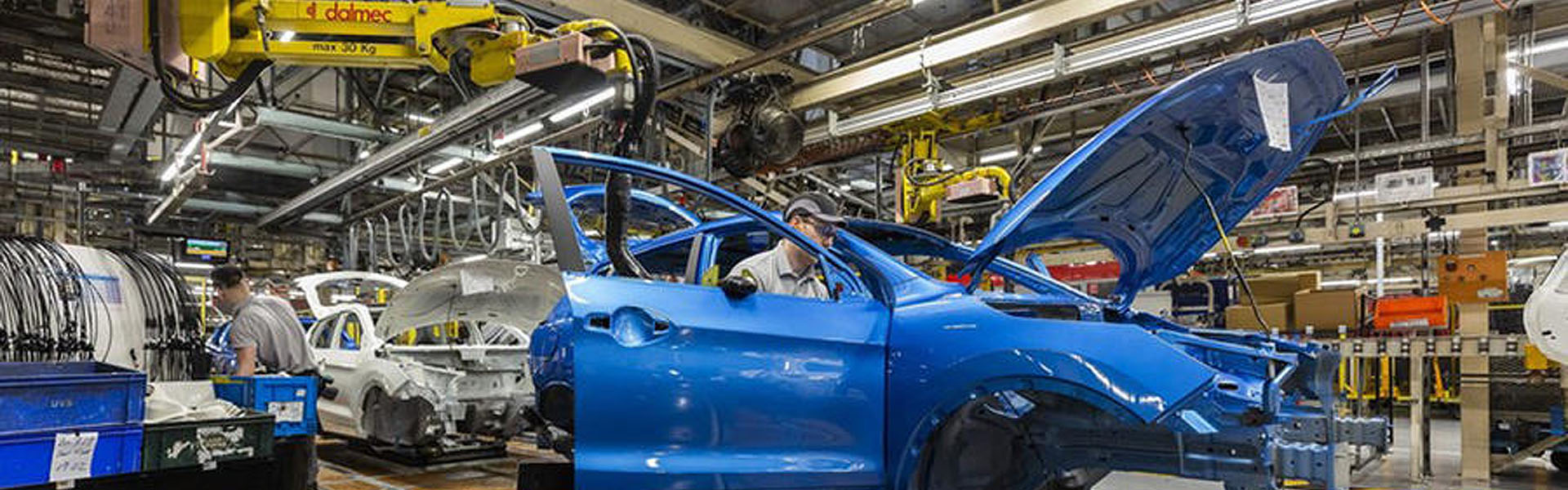 Adhesivos químicos industriales y su relación con la industria automotriz